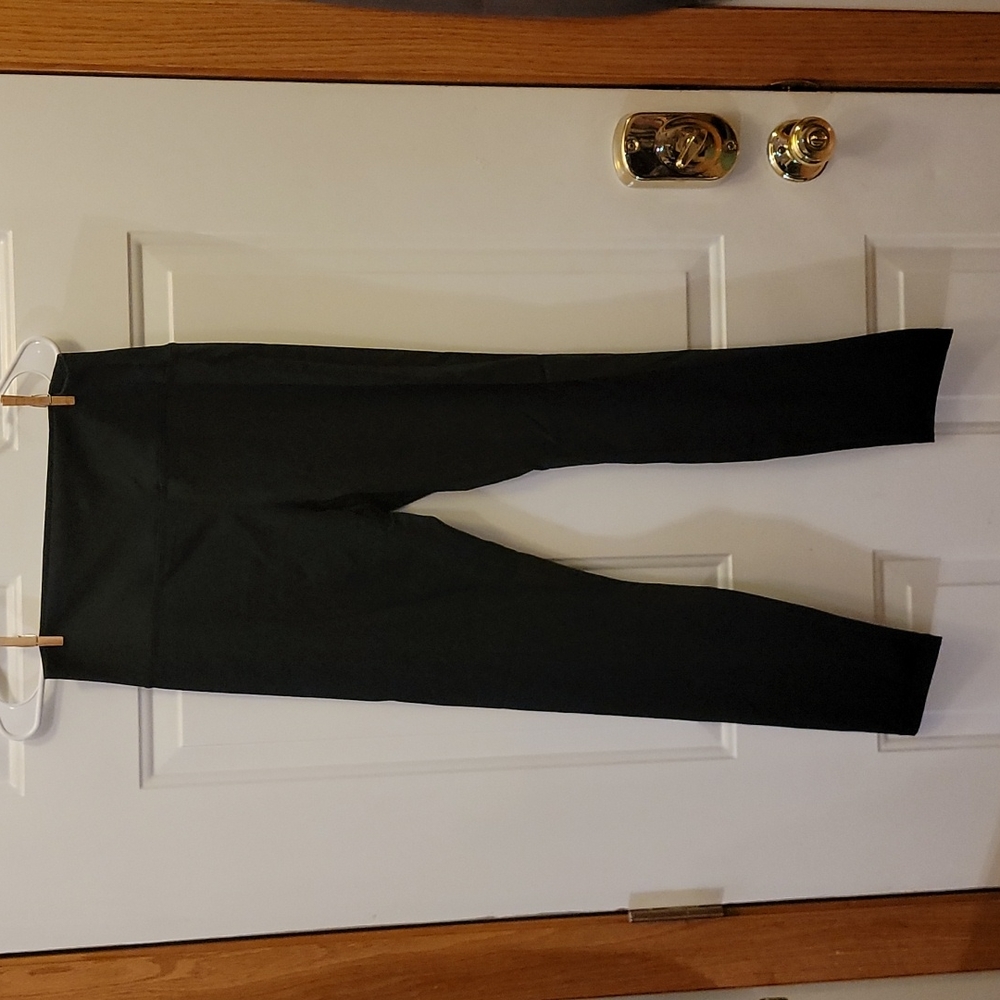 Zyia Black Leggings 16-18